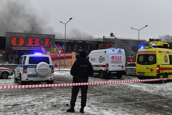 Пожар в ТЦ "Мега Химки"