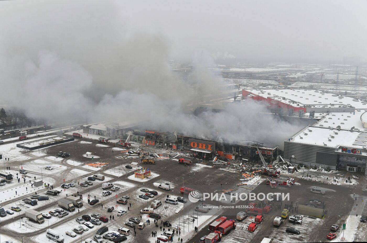 Пожар в ТЦ "Мега Химки"