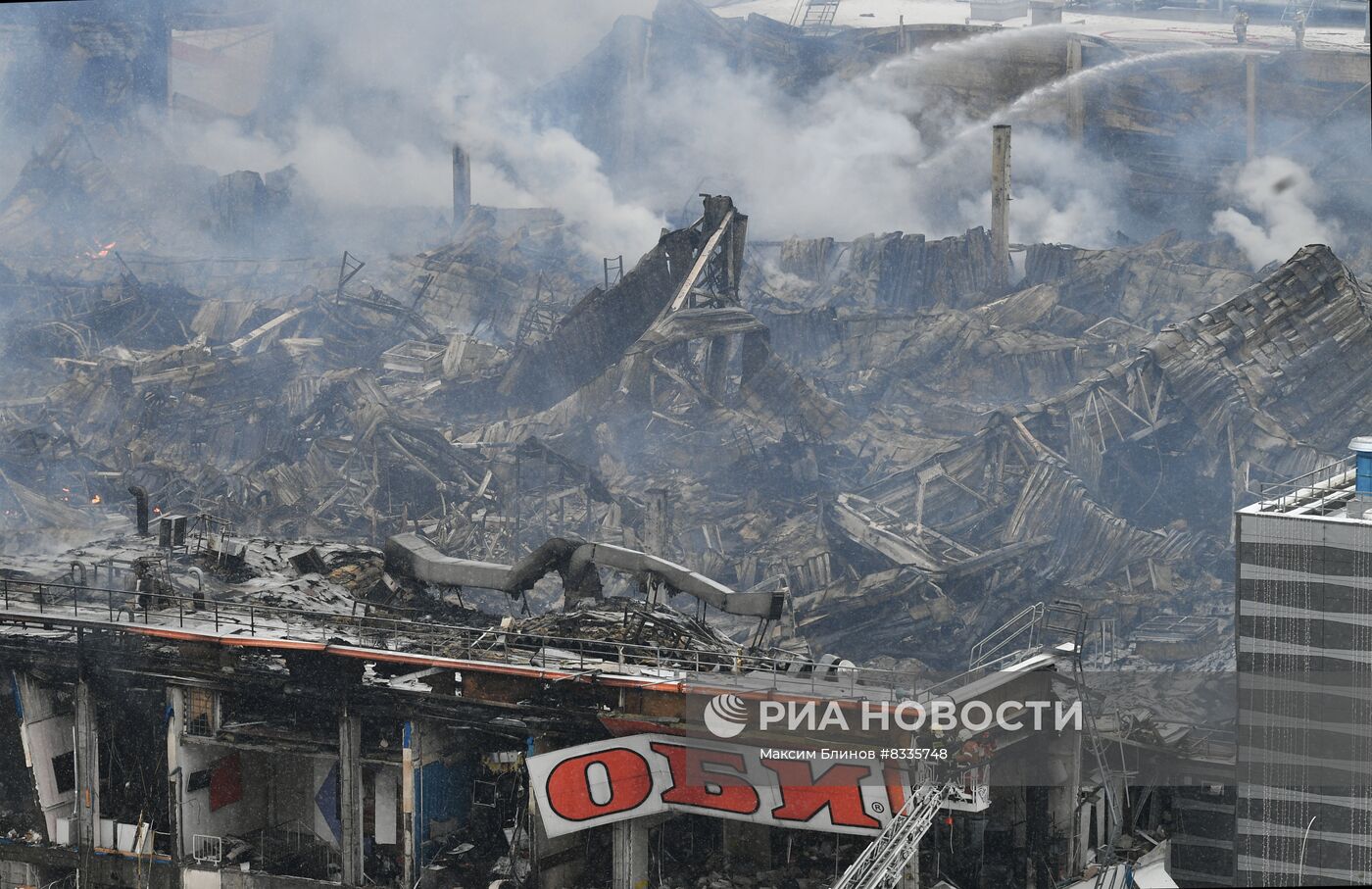 Пожар в ТЦ "Мега Химки"