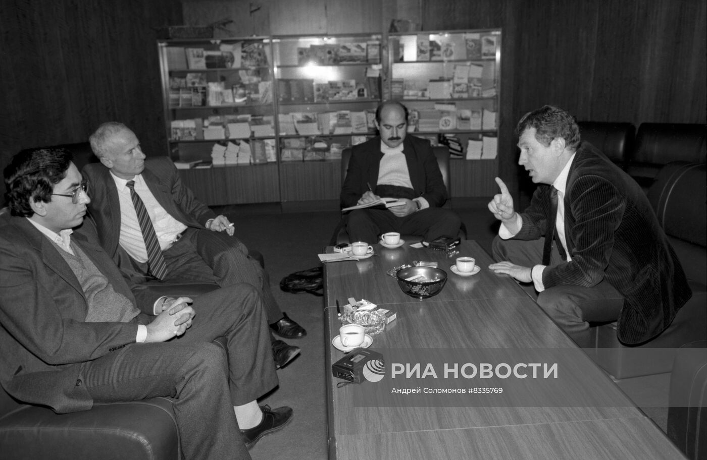 В. Жириновский