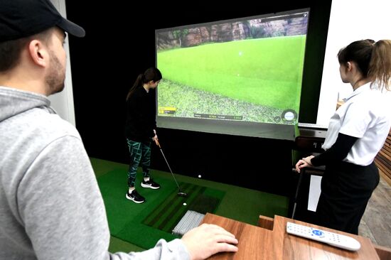 Фиджитал-турнир по гольфу в Красноярске