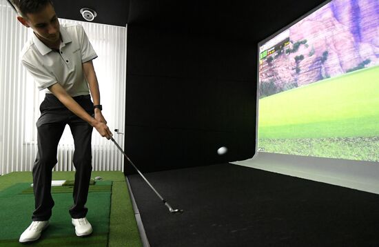 Фиджитал-турнир по гольфу в Красноярске