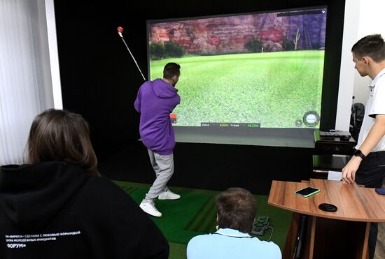 Фиджитал-турнир по гольфу в Красноярске