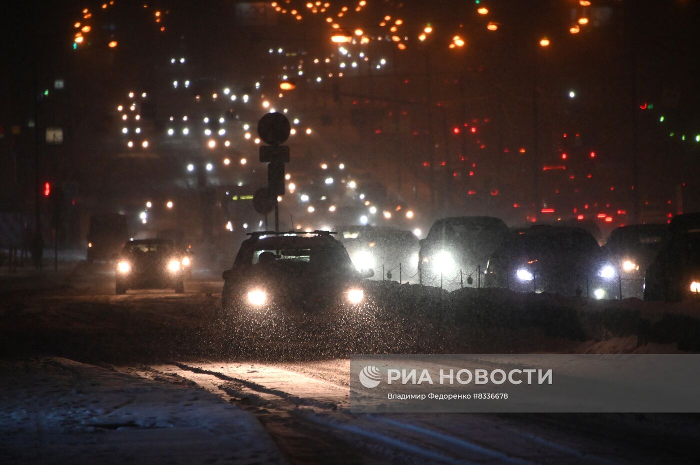 Снег в Москве