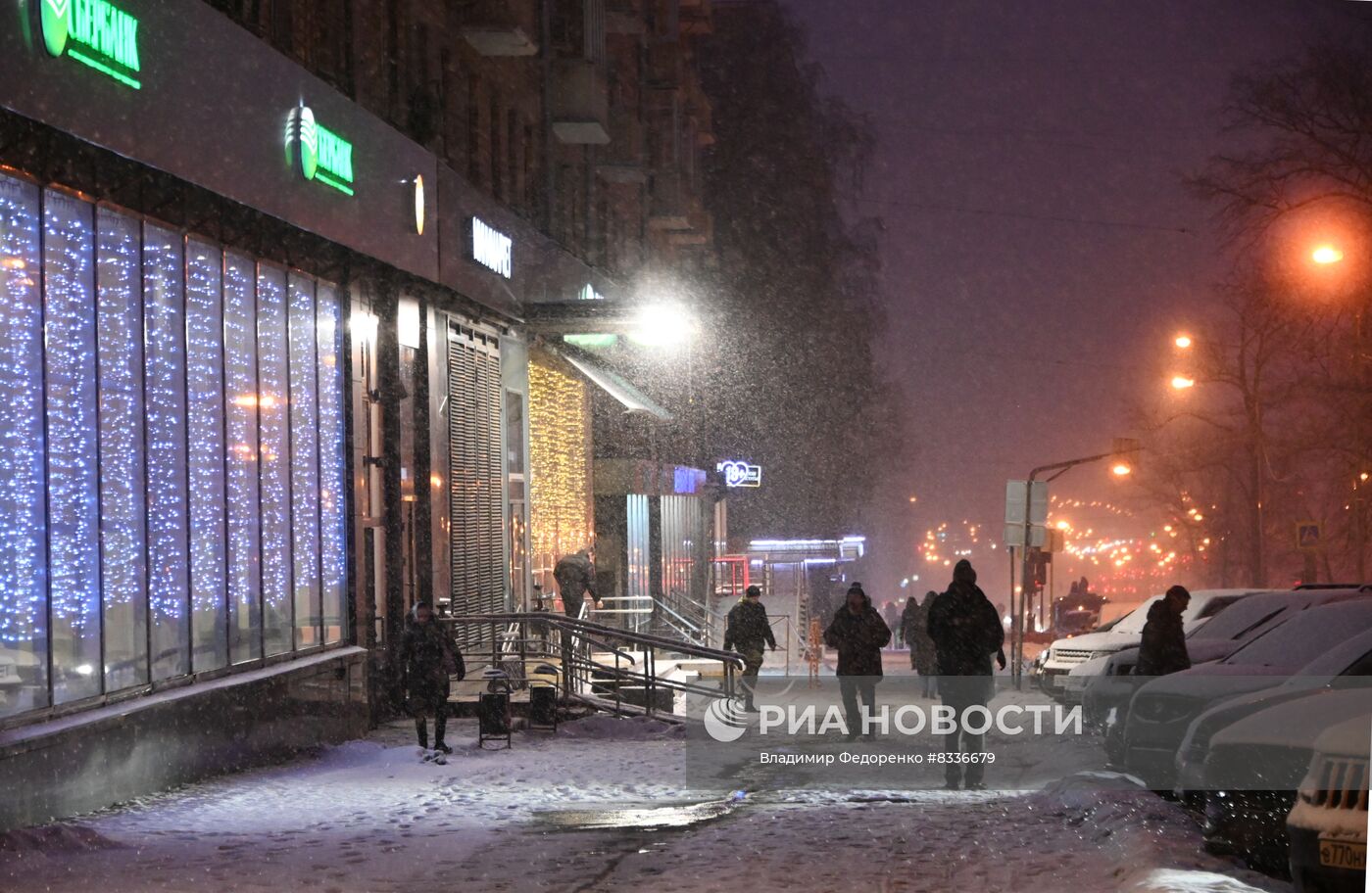 Снег в Москве