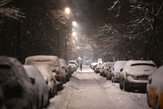 Снег в Москве