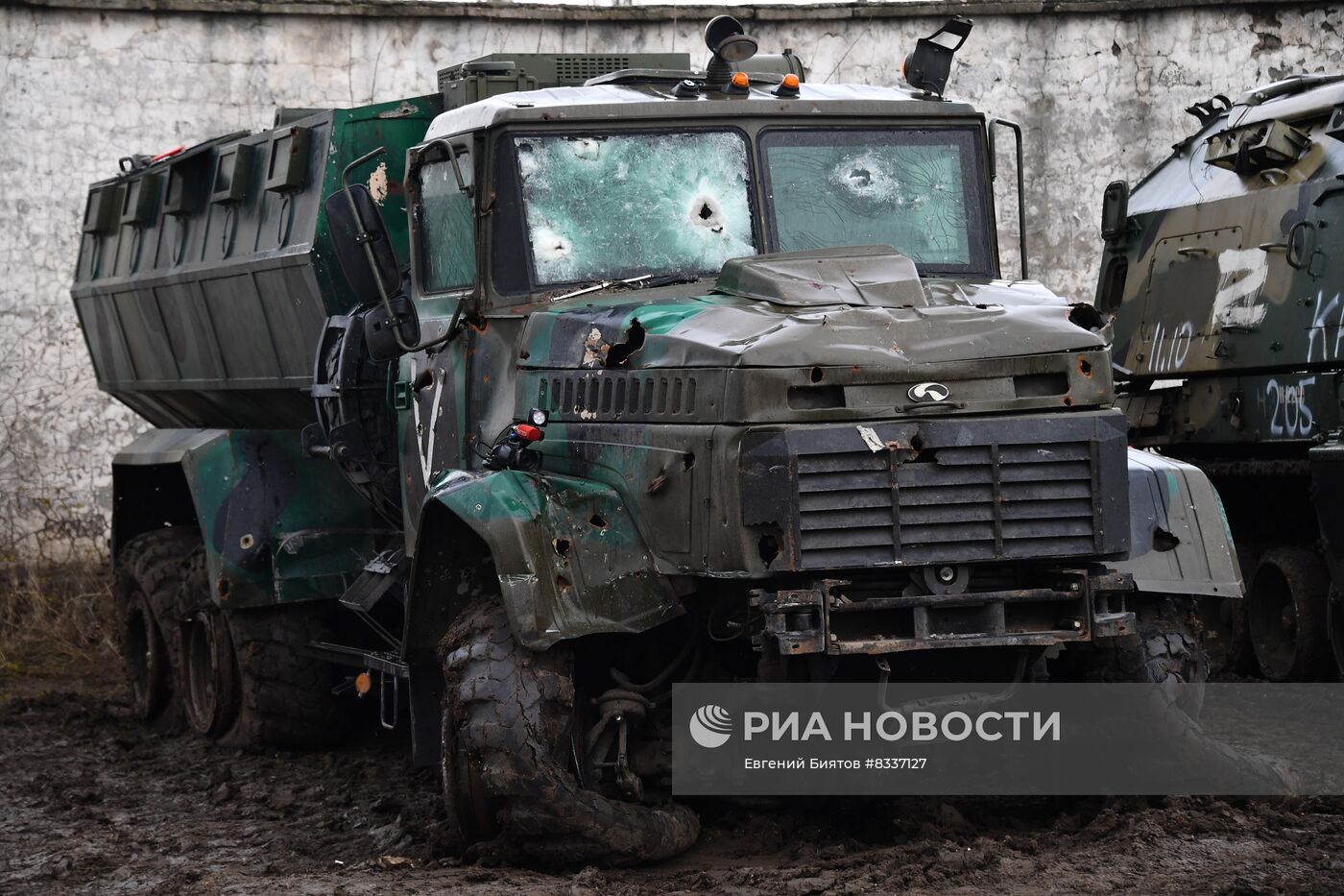 Ремонт военной техники в зоне спецоперации | РИА Новости Медиабанк