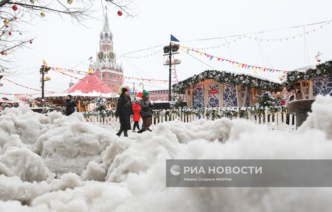 Снег в Москве