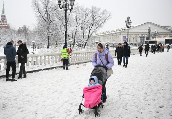 Снег в Москве