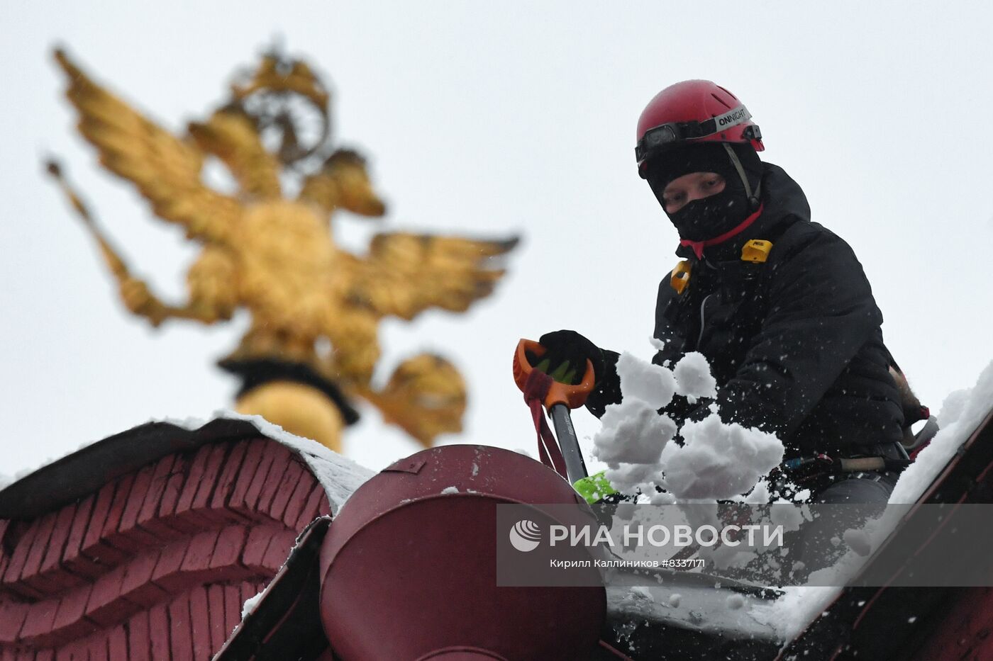 Снег в Москве