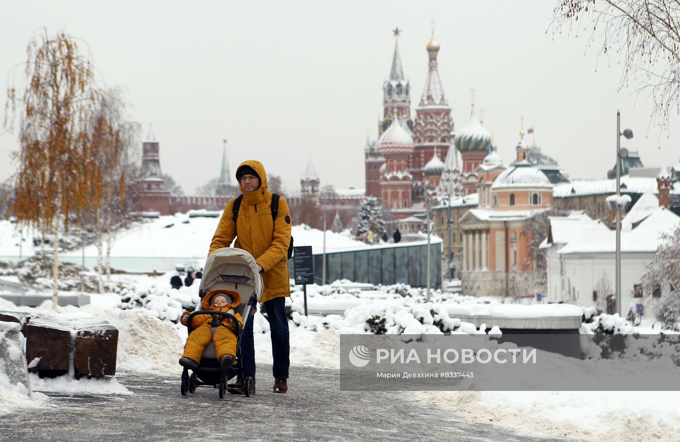 Снег в Москве