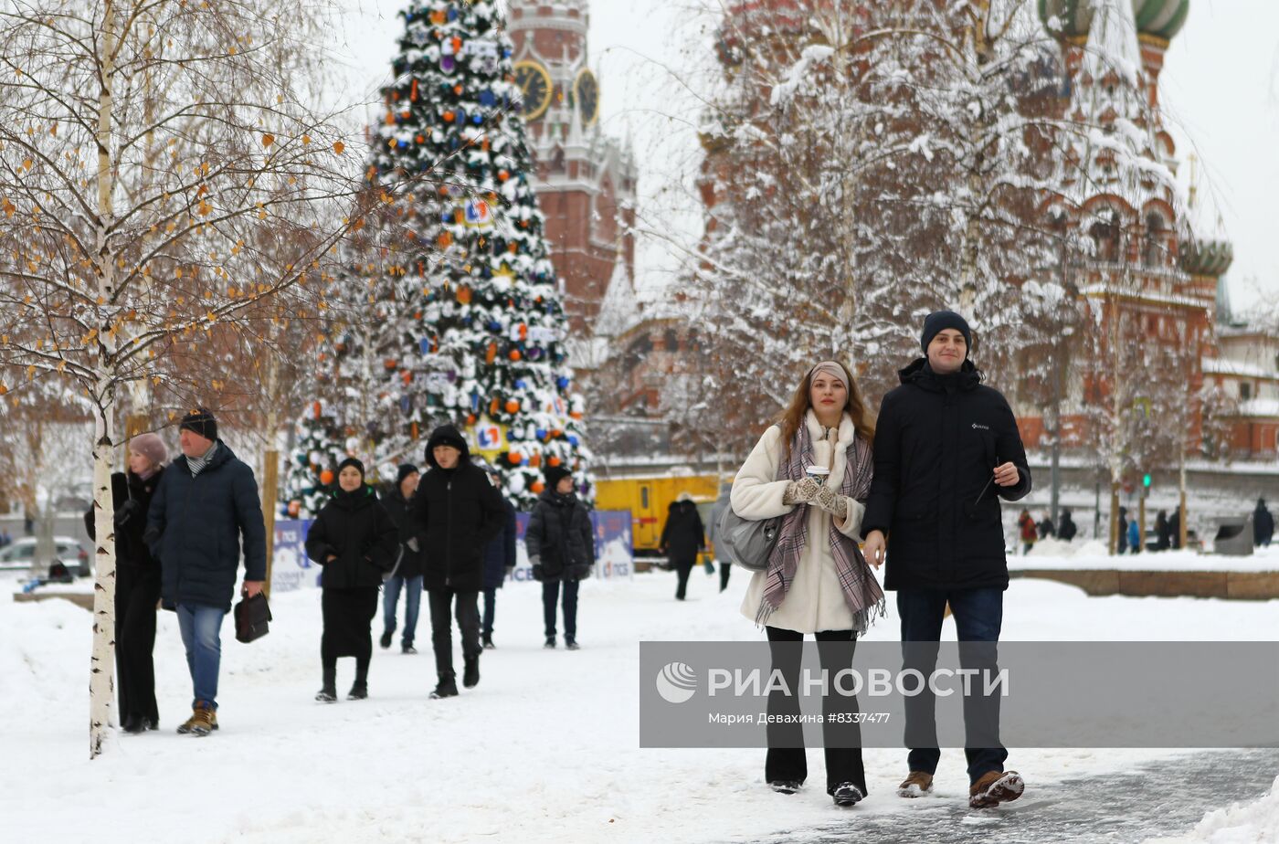 Снег в Москве