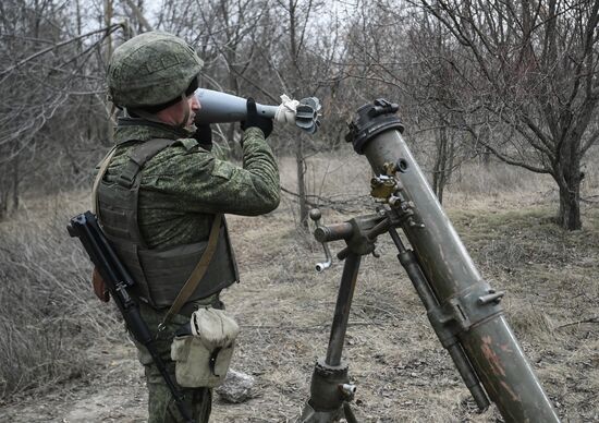 Работа минометного расчета на Запорожском направлении