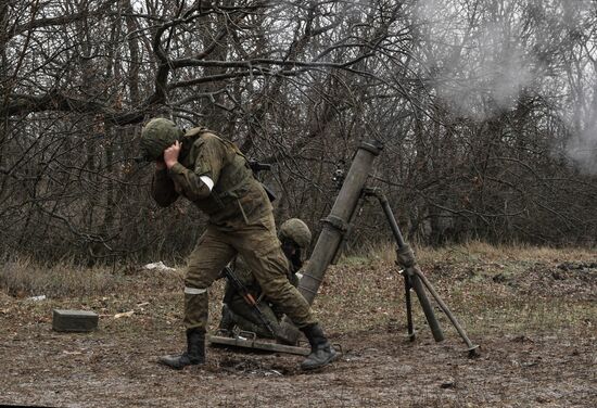 Работа минометного расчета на Запорожском направлении