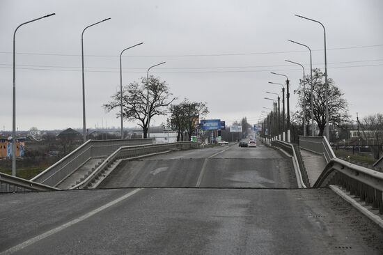 Ремонт подорванного моста на трассе Мелитополь  Бердянск