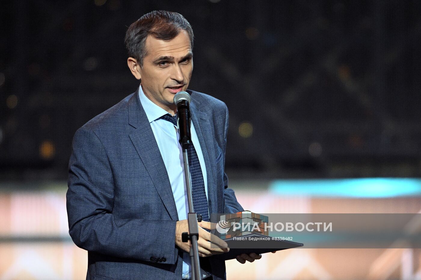 Вручение просветительской премии общества "Знание"