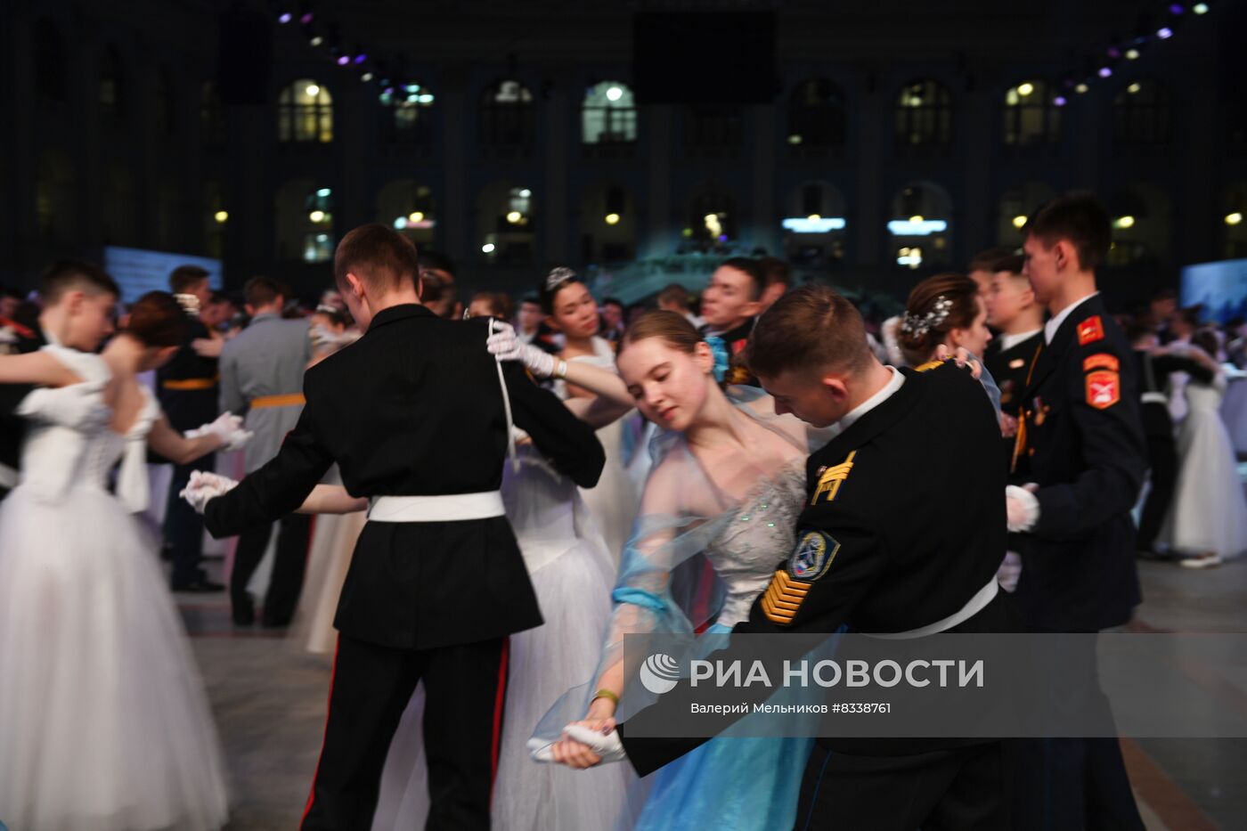 VII Международный благотворительный кадетский бал