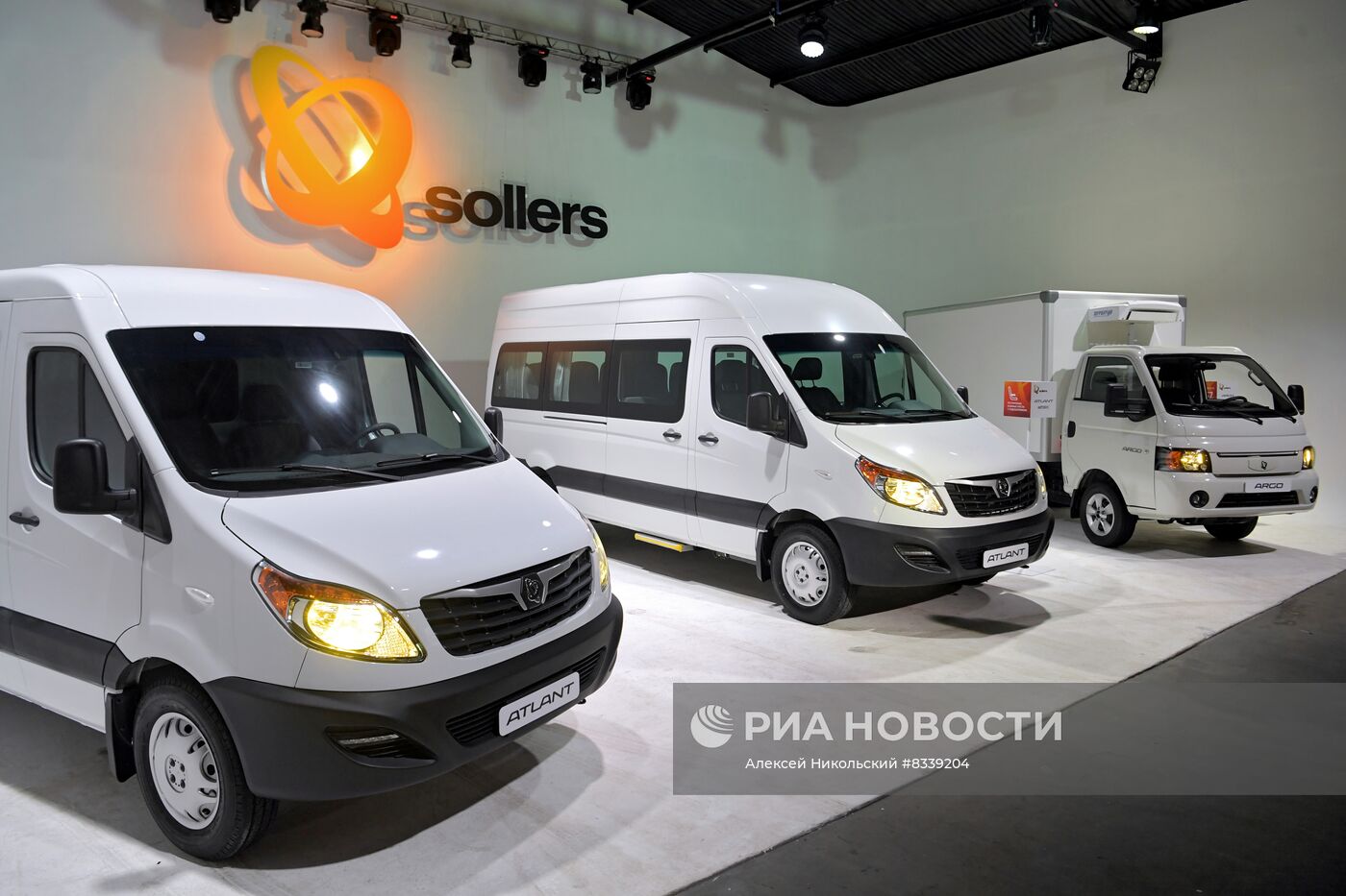 Презентация автомобилей "Соллерс" в Москве 
