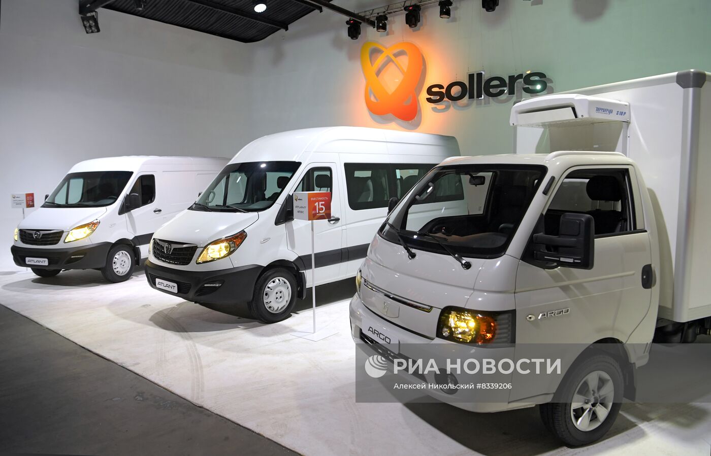 Презентация автомобилей "Соллерс" в Москве 