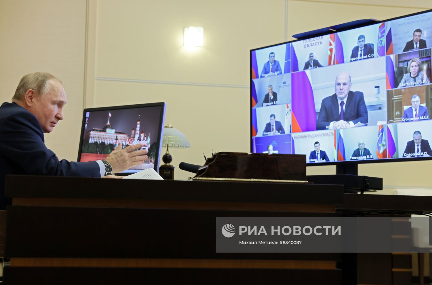 Президент РФ В. Путин провел заседание Совета по стратегическому развитию и нацпроектам