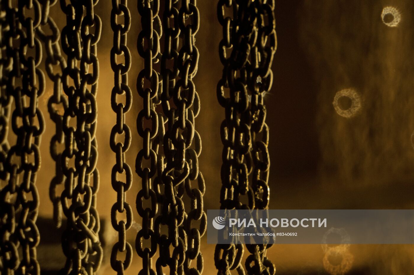 В одном из цехов Новолипецкого металлургического комбината