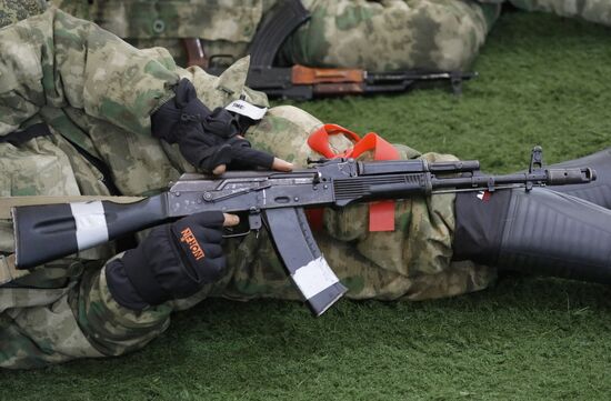 Тренировка народного ополчения в Белгородской области