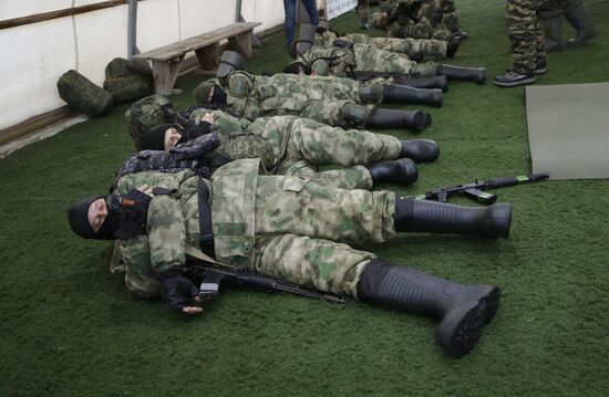 Тренировка народного ополчения в Белгородской области