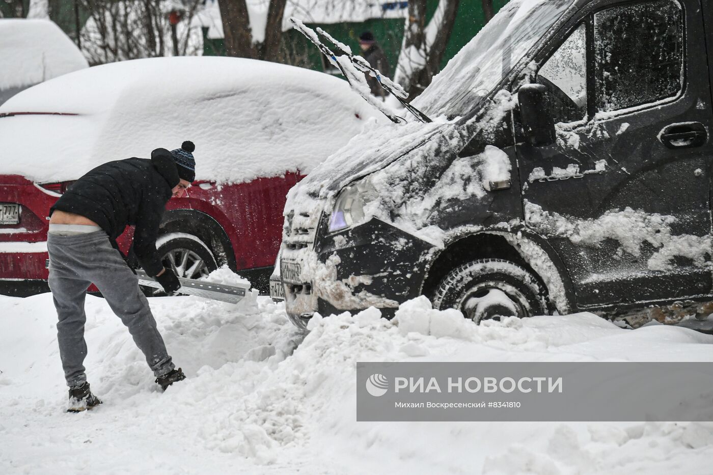 Снег в Москве