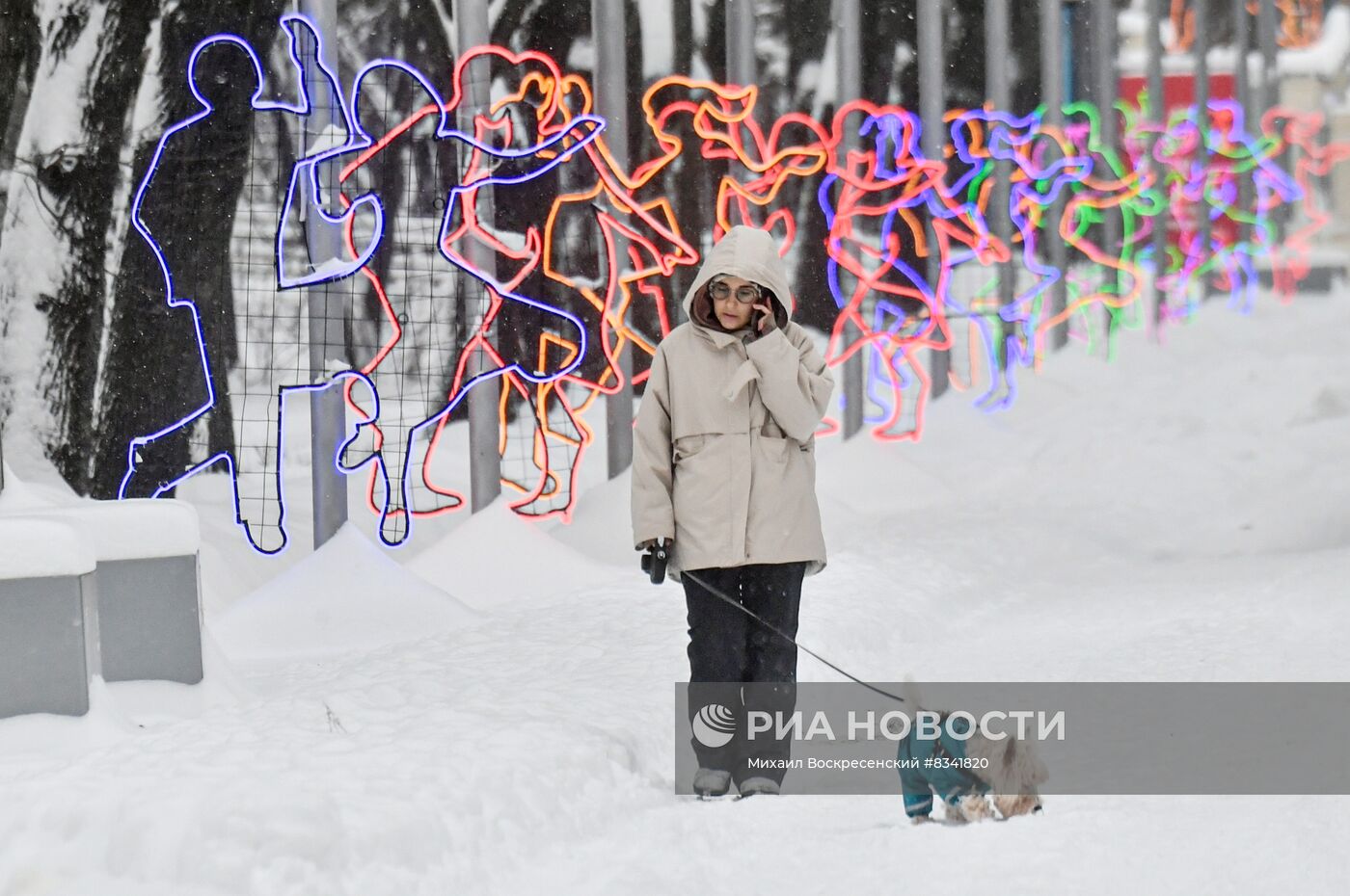 Снег в Москве