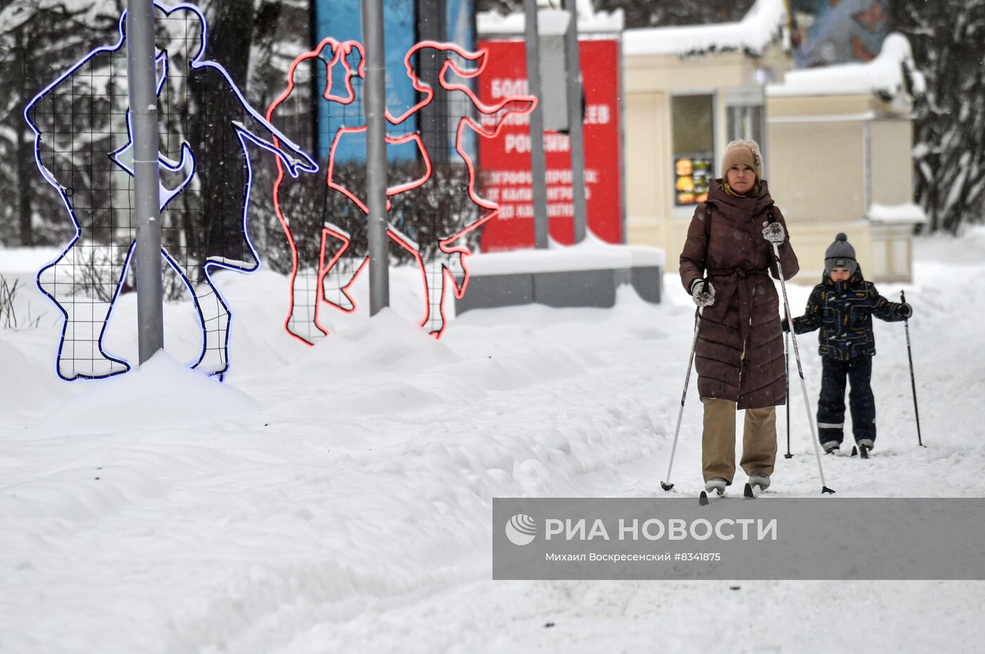 Снег в Москве
