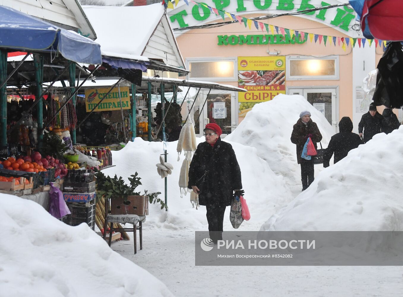 Снег в Москве