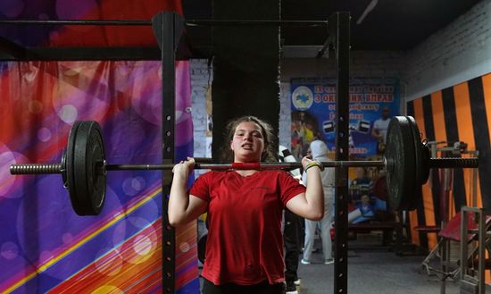 Городской чемпионат по пауэрлифтингу в Мариуполе