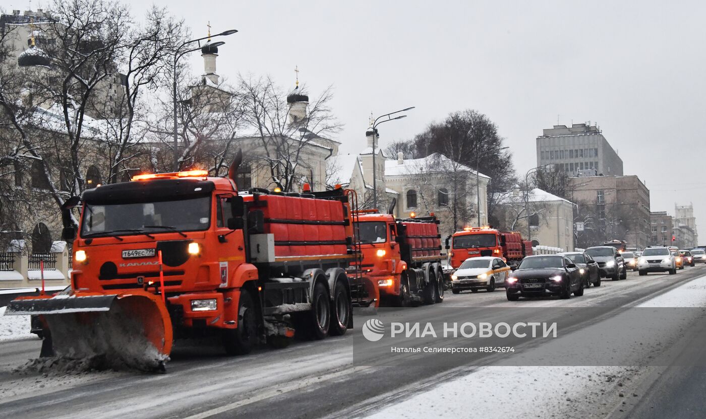 Уборка снега