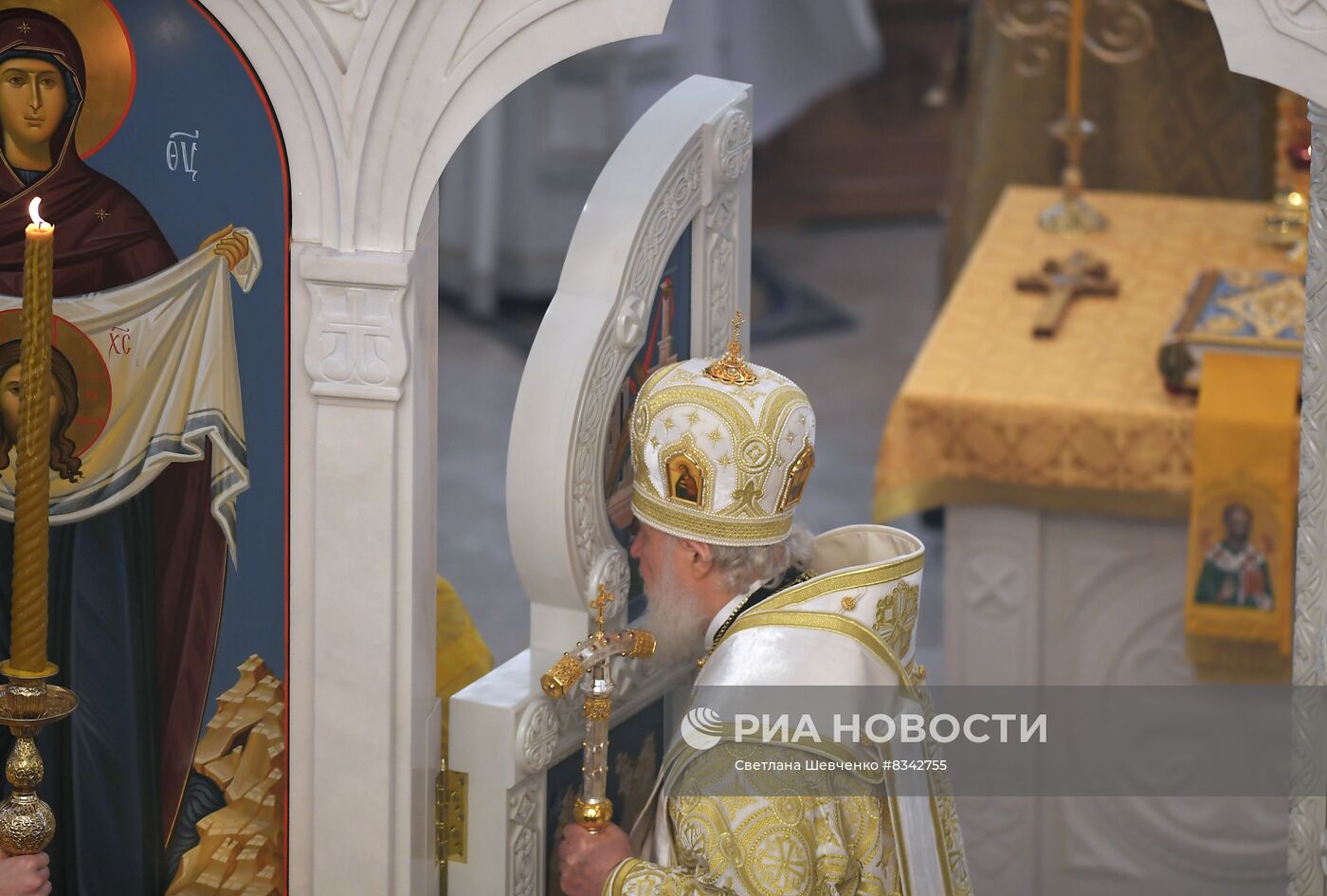 Патриаршее служение в день памяти Святителя Николая Чудотворца в Москве 