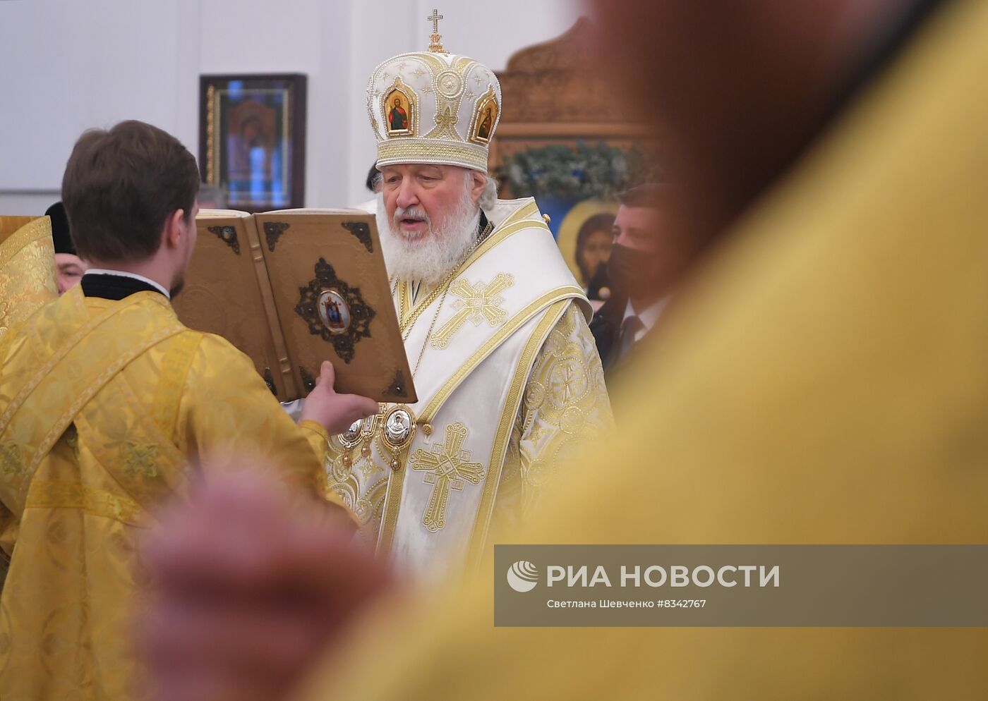 Патриаршее служение в день памяти Святителя Николая Чудотворца в Москве 