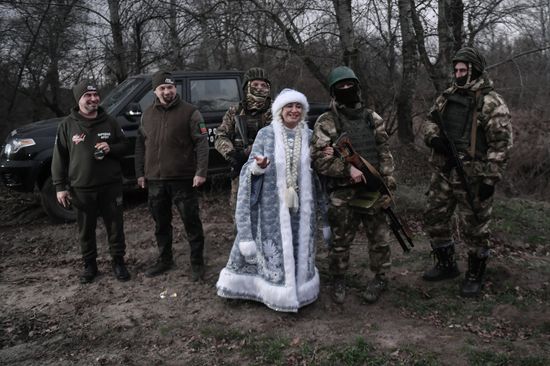 Раздача гуманитарной помощи от ОНФ мобилизованным 
