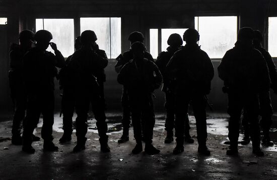 Раздача гуманитарной помощи от ОНФ мобилизованным 