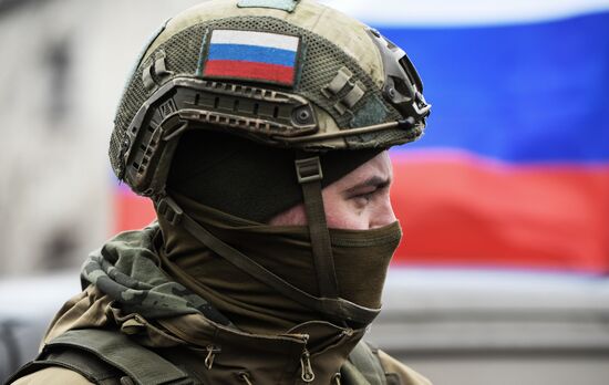 Раздача гуманитарной помощи от ОНФ мобилизованным 