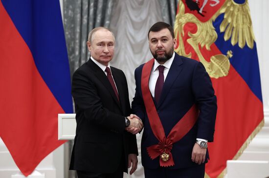 Президент РФ В. Путин принял участие в церемонии вручения госнаград