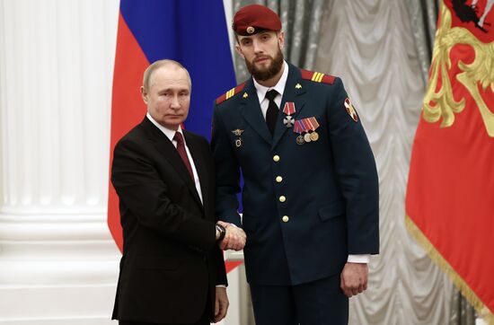 Президент РФ В. Путин принял участие в церемонии вручения госнаград