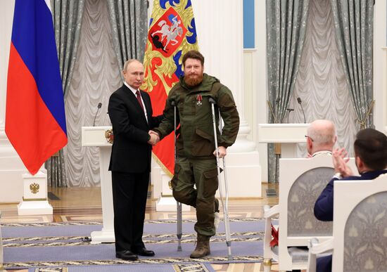 Президент РФ В. Путин принял участие в церемонии вручения госнаград