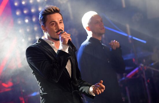 Двадцатилетие журнала Hello! в России