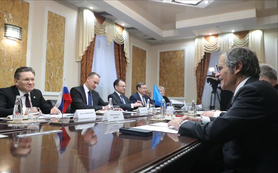 Консультации с главой МАГАТЭ Гросси в Москве
