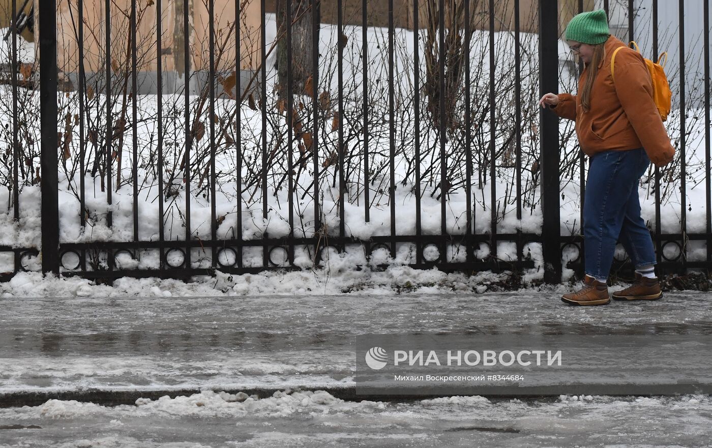 Последствия ледяного дождя в Москве