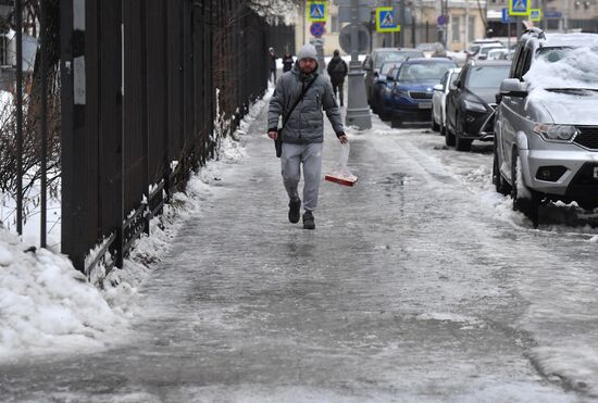 Последствия ледяного дождя в Москве