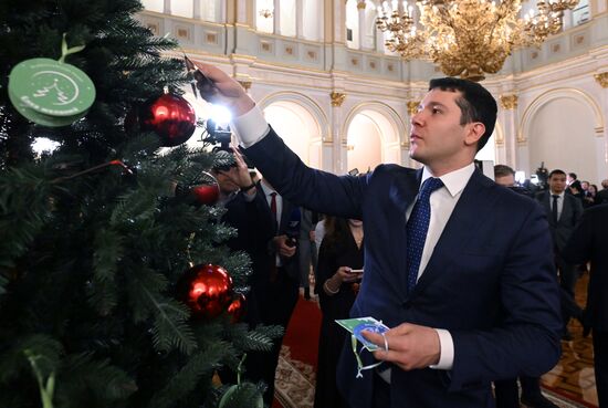 Президент РФ В. Путин провел заседание Госсовета по вопросам реализации молодёжной политики