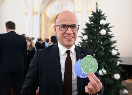 Президент РФ В. Путин провел заседание Госсовета по вопросам реализации молодёжной политики