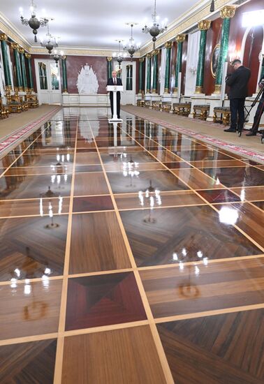 Президент РФ В. Путин провел заседание Госсовета по вопросам реализации молодёжной политики