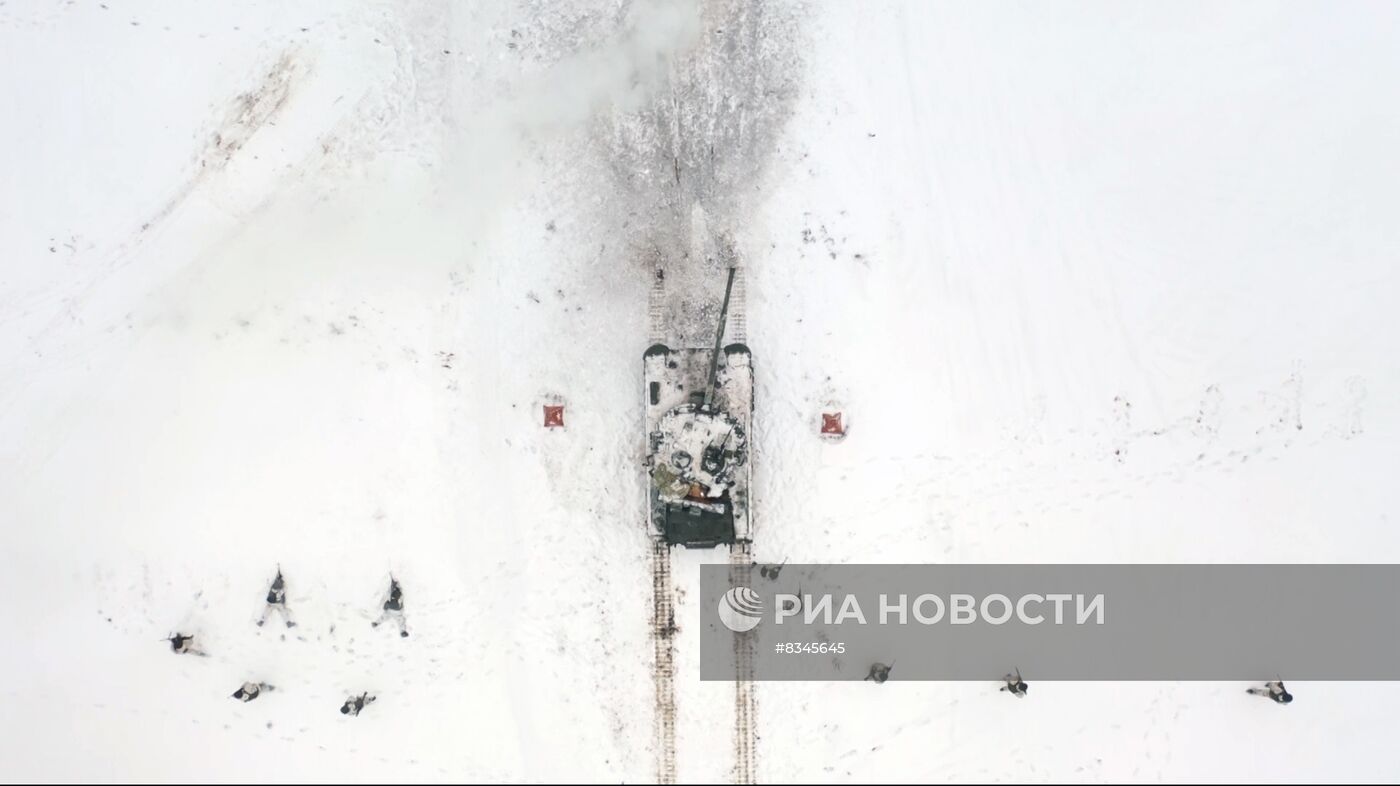 Российские и белорусские военнослужащие проводят совместные занятия на полигоне Брестский