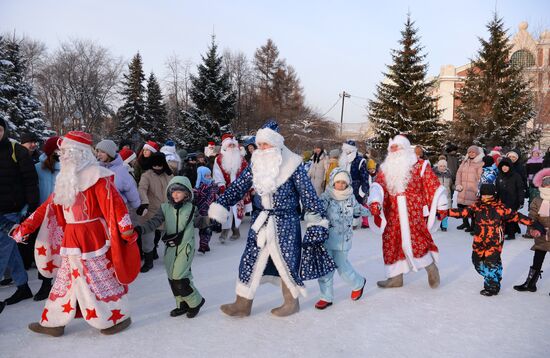 Второй день съезда Дедов Морозов в Новосибирске